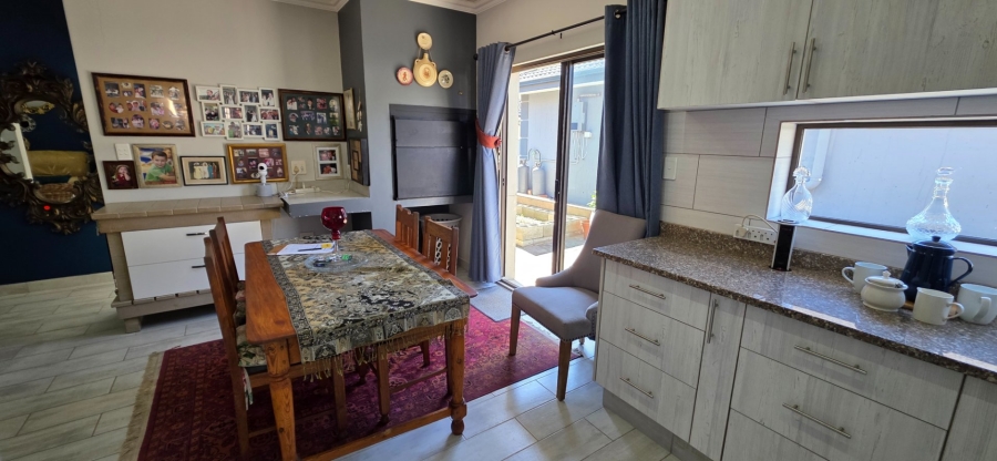 2 Bedroom Property for Sale in Dana Bay Western Cape
